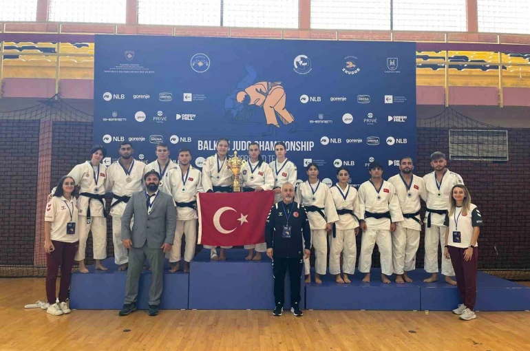 Bilecikli Judocu Sümeyye Deniz, Balkan Şampiyonası’nda gümüş madalya kazandı