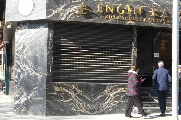 Bilecik’te 30 saniyede milyonluk kuyumcu soygunu