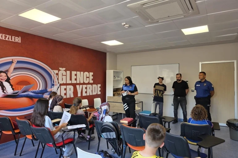 Bilecik’te 78 öğrenciye güvenli internet ve 112 eğitimi