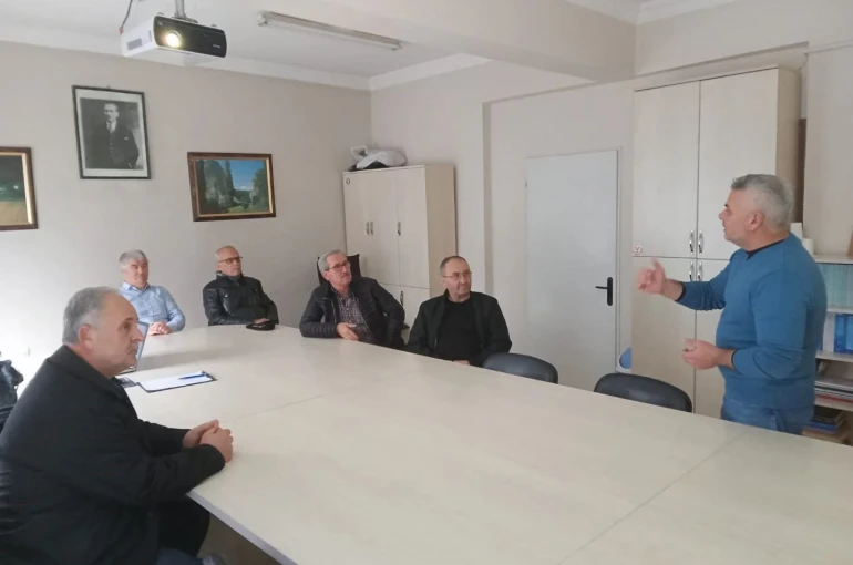 Bilecik’te arı yetiştiricilerine eğitim verildi