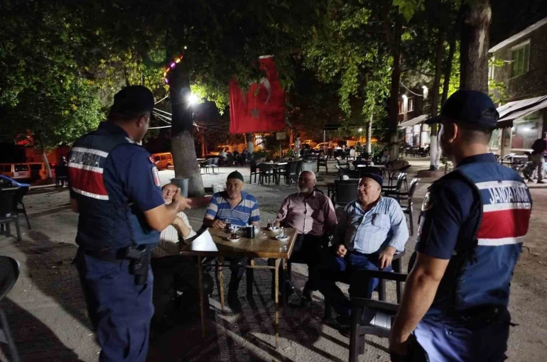 Bilecik’te biçerdöver operatörlerine yangın uyarısı