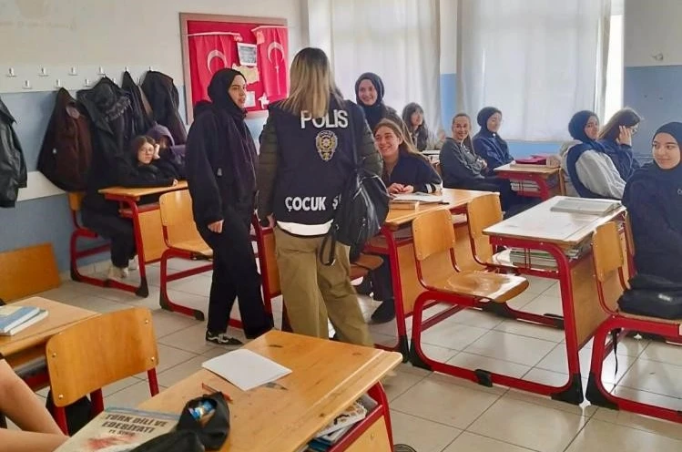 Bilecik’te çocuklara eğitim ve güvenlik faaliyetleri 