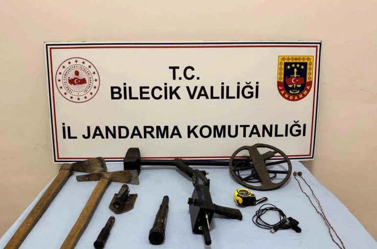 Bilecik’te define operasyonu: 3 şüpheli suçüstü yakalandı 