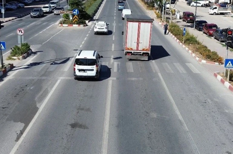 Bilecik’te drone destekli trafik denetiminde 17 sürücüye ceza