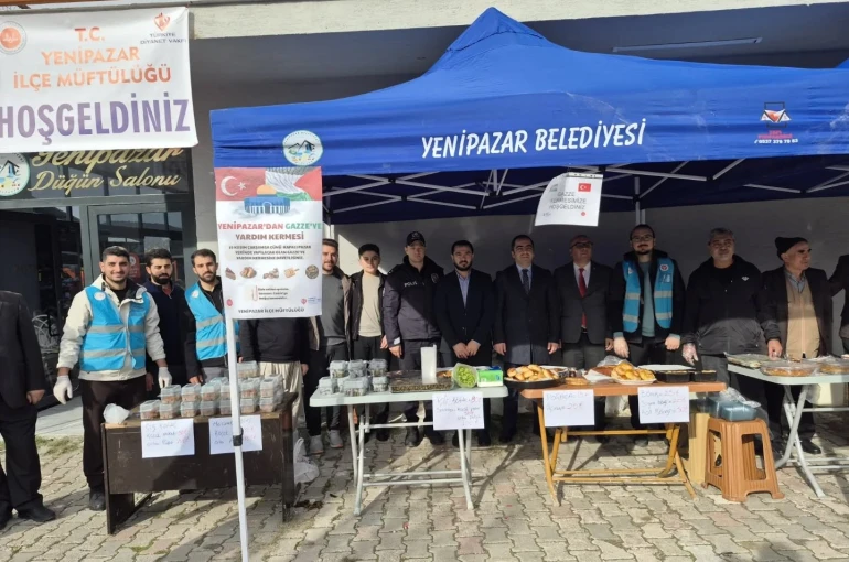 Bilecik’te Gazze yararına hayır çarşısı düzenlendi