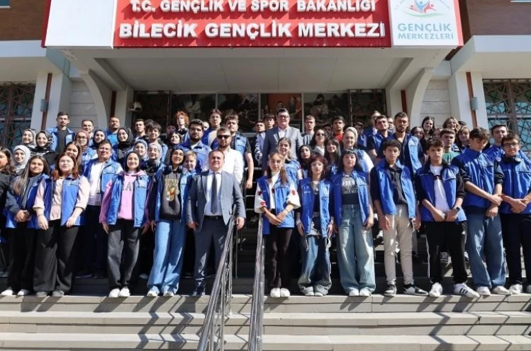 Bilecik’te "Gençler Bakanlığında" projesi kapsamında 90 öğrenci Ankara’ya uğurlandı 