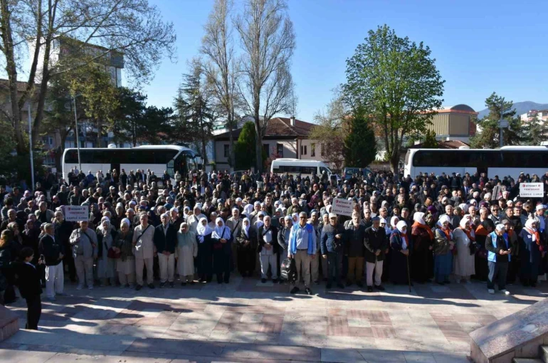 Bilecik’te hacı adayları dualarla uğurlandı 