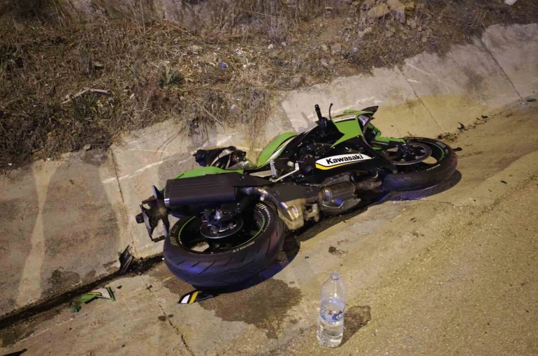 Bilecik’te hafifi ticari araç ile motosiklet çarpıştı; 1 yaralı 