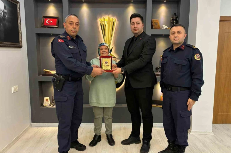 Bilecik’te Jandarma Vakfı’na anlamlı bağış 