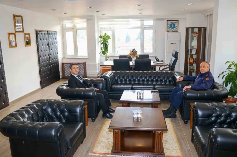 Bilecik’te kurum müdürlerinden Jandarma Komutanı Vanlı’ya ziyaret 