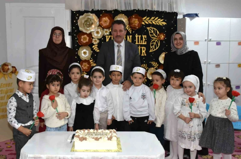 Bilecik’te minikler Kur’an’a geçmenin sevincini yaşadı 