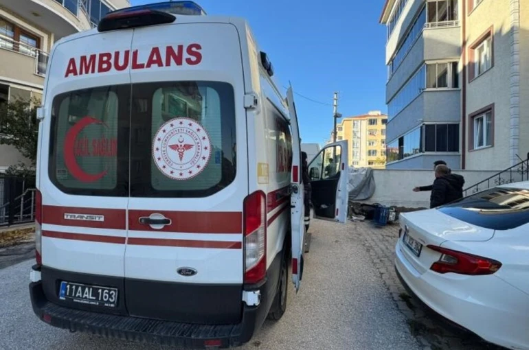 Bilecik’te motosiklet ile otomobil çarpıştı; 1 yaralı 