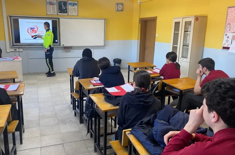 Bilecik’te öğrencilere trafik bilinci eğitimi 