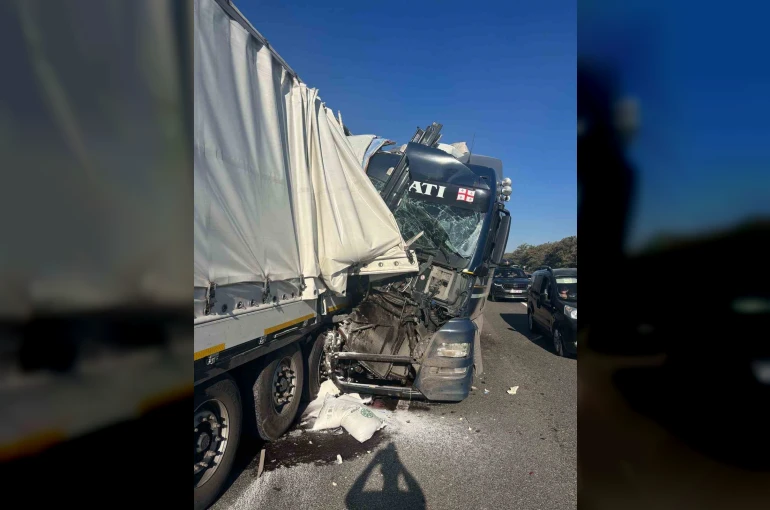 Bilecik’te zincirleme trafik kazası, 2 yaralı 