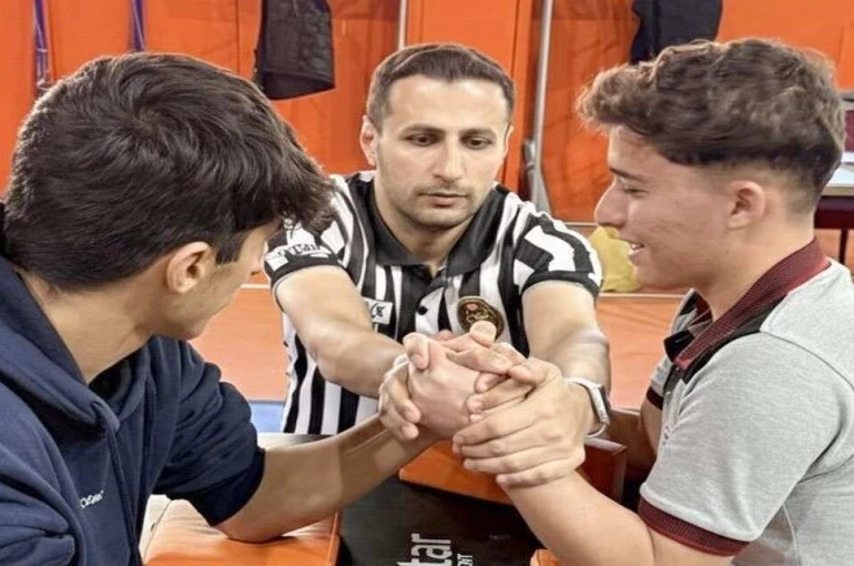 Bilek Güreşi İl Birinciliği Yarışması nefes kesti