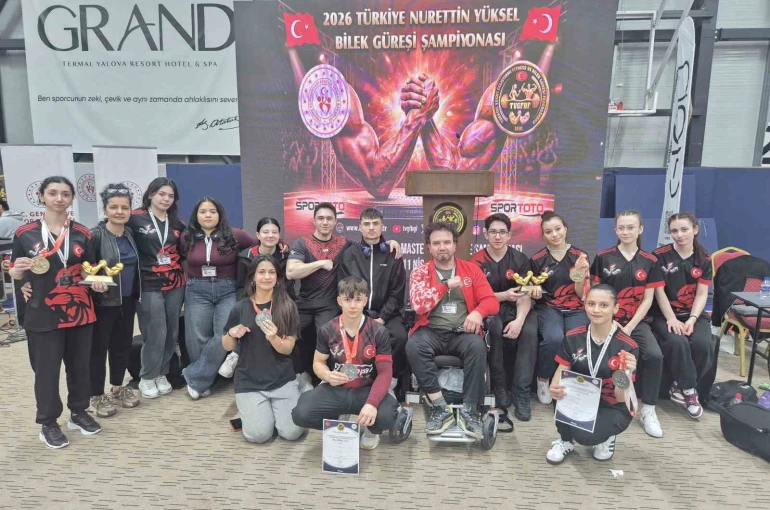 Bilek güreşinde Eskişehirli 3 sporcu Türkiye’yi temsil edecek 