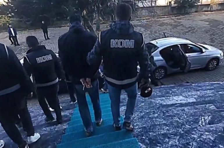 Bingöl merkezli 5 ilde dolandırıcılık operasyonu: 10 tutuklama 