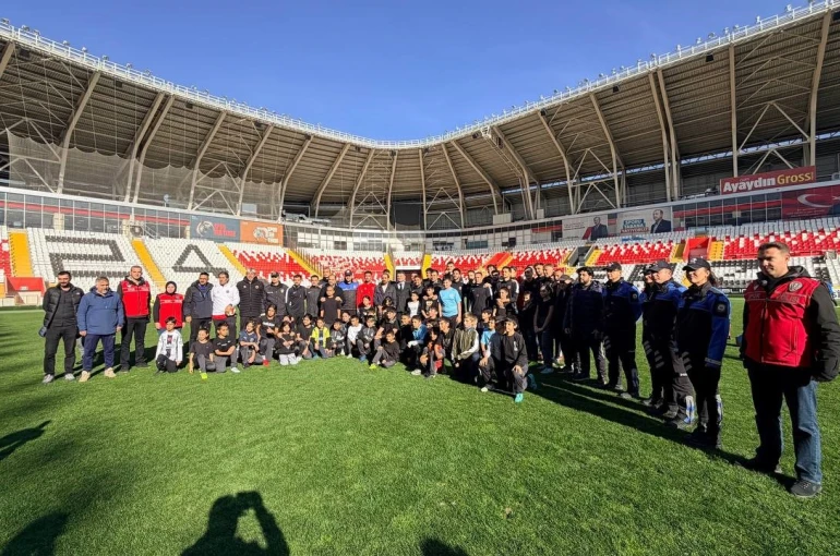 Binlerce gence dokunan proje: Değer Erzincan sahada 