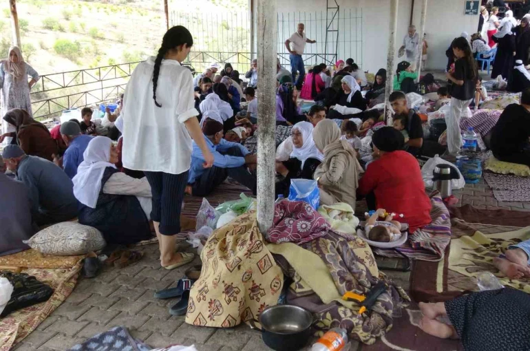 Binlerce kişi Seyit Bilal Zevi etkinliğinde bir araya geldi 