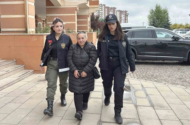 Bir gün boyunca evde yalnız bıraktığı bebeğinin ölümüne sebep olan kadına 22 yıl hapis cezası 