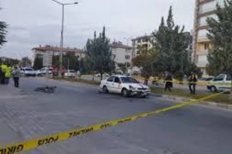 Bisiklet süren bir çocuk Konya'da ölüm tehlikesi atlattı.