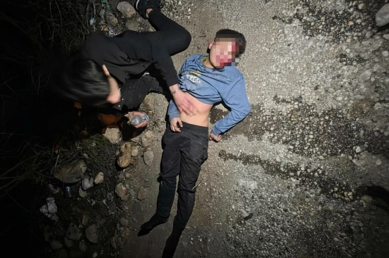 Bisikletli çocuğa otomobil çarptı 