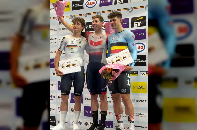 Bisiklette Konya Büyükşehir rüzgarı sürüyor