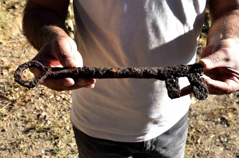 Bitlis Kalesi’nin gizemli anahtarı gün yüzüne çıktı 