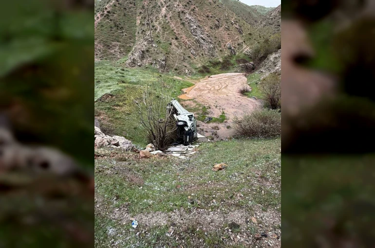 Bitlis’te trafik kazası: 4 yaralı 