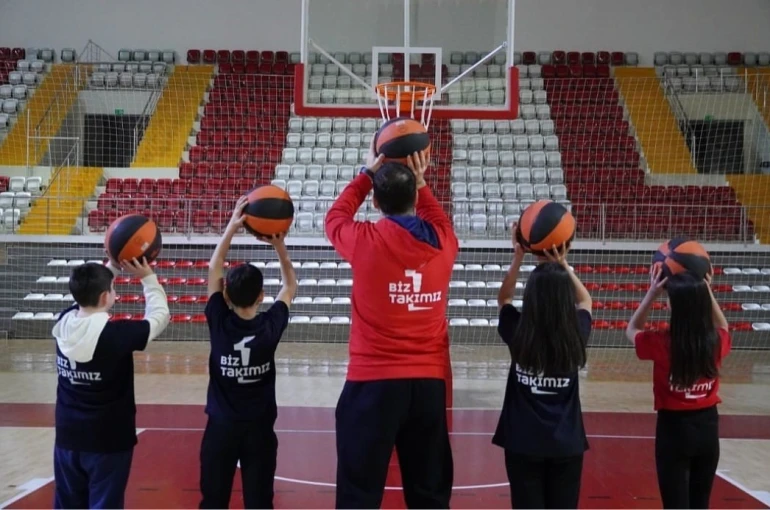 ‘Biz Bir Takımız’ projesi Denizli’de başlıyor 