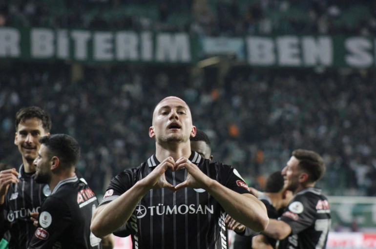 Blaz Kramer yine sahnede! Konyaspor’un golcüsü Kocaelispor’u da boş geçmedi