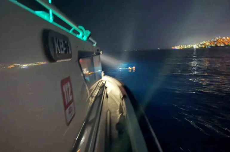 Bodrum’dan Yunanistan adalarına yüzerek kaçmaya çalışırken yakalandı