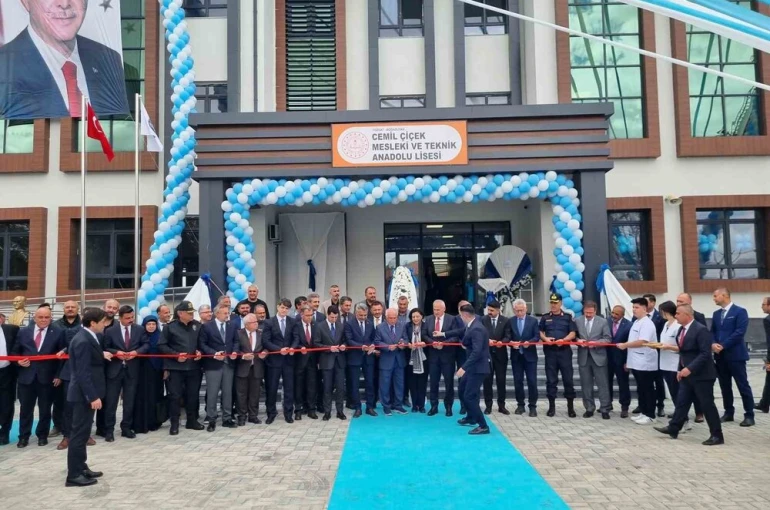 Boğazlıyan Cemil Çiçek Mesleki ve Teknik Anadolu Lisesi açıldı