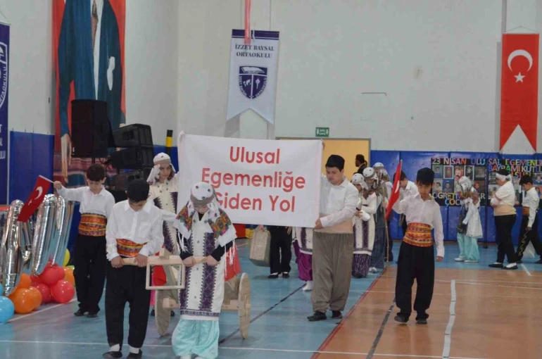 Bolu’da 23 Nisan çeşitli etkinliklerle kutlandı 