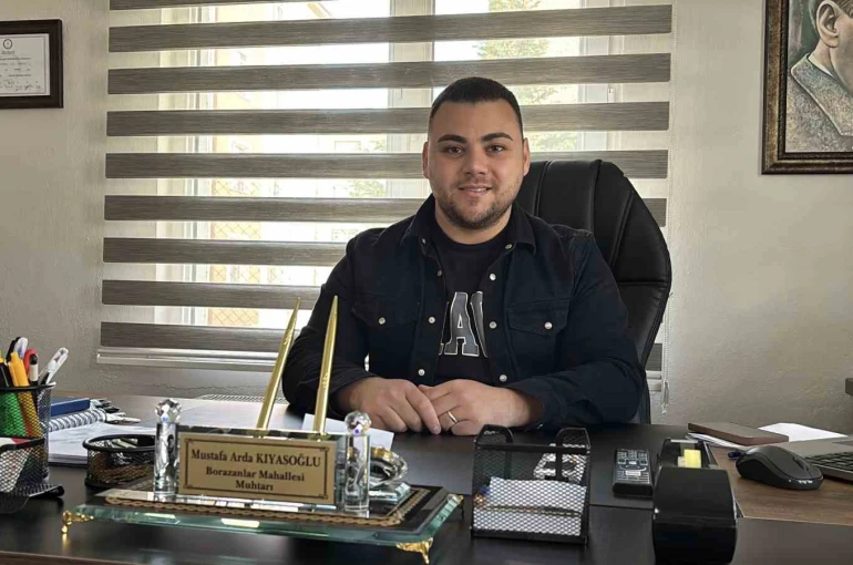 Bolu’da eski muhtara kayıp bilgisayar için zimmet davası: "Kırıldı çöpe attım" dedi 