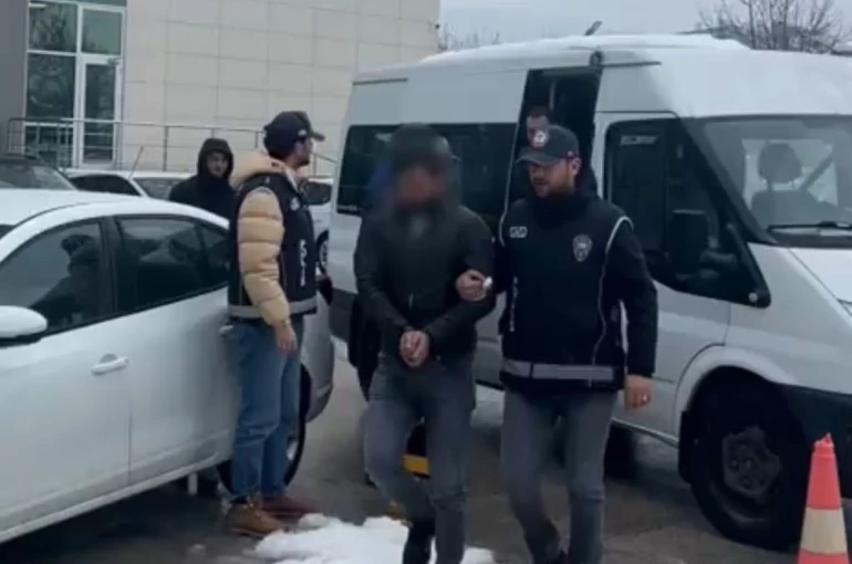 Bolu’da göçmen kaçakçılığı operasyonu: 5 tutuklama