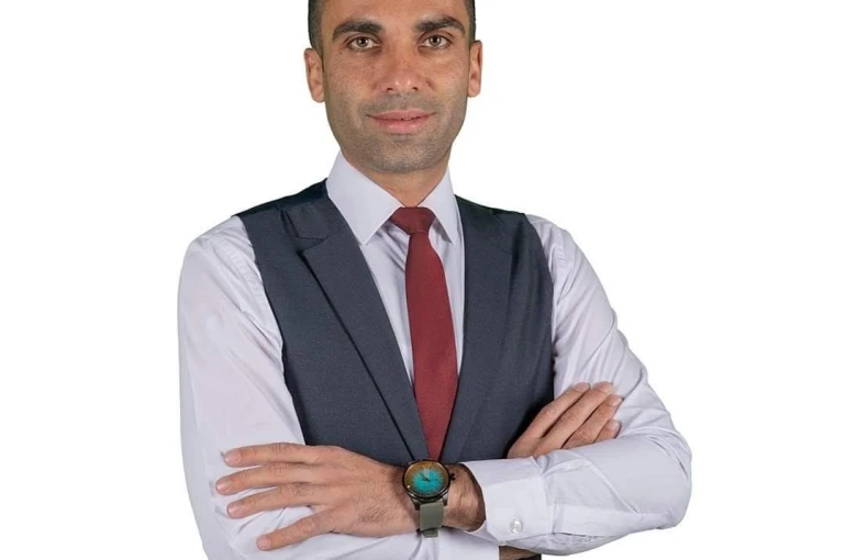 Bolu’da iş adamını arabaya bindirip milyonlarca lira istediler 