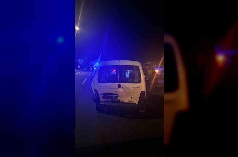 Bolu’da otomobil ile hafif ticari araç çarpıştı: 2 yaralı