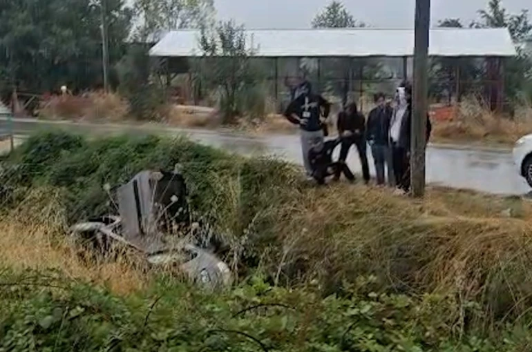 Bolu’da otomobil sulama kanalına uçtu: 1 yaralı