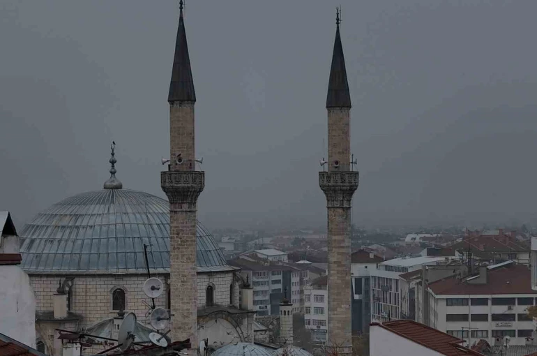 Bolu’da sis etkili oluyor: Sis tabakası böyle görüntülendi