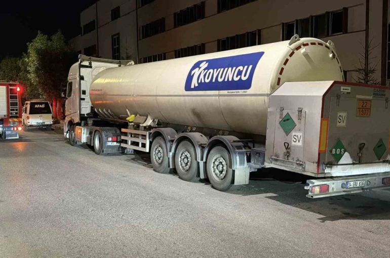 Bolu’da tankerden azot gazı sızıntısı korkuttu 