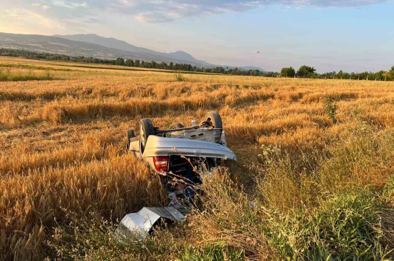 Bolu’da tarlaya uçan otomobil hurdaya döndü: Sürücü kayıplara karıştı