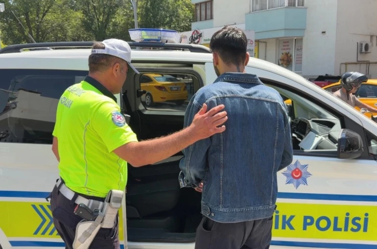Bolu’da trafiği kapatıp meşale yakan asker konvoyuna ceza yağdı