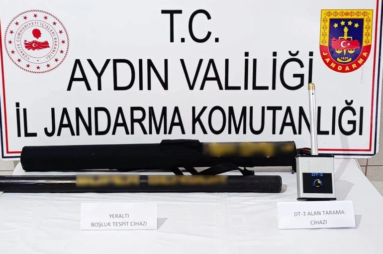 Bozdoğan’da kaçak define arayışı yapan şahıslar suçüstü yakalandı