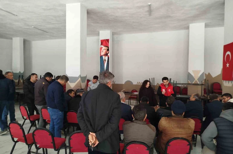 Bozköy’de bitki koruma ürünleri eğitimi düzenlendi 