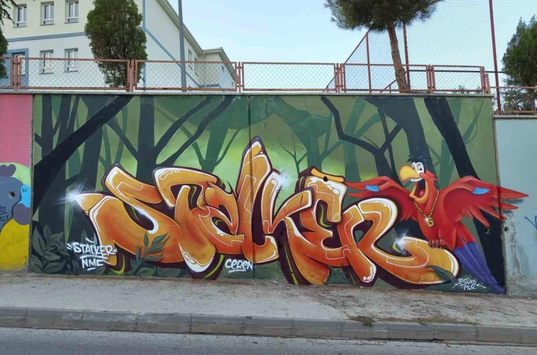 Bozüyük’te okul duvarları sanatla hayat buldu 