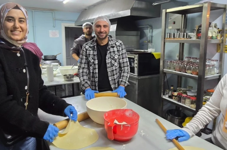 Bu kez öğreten değil, öğrenen oldular 