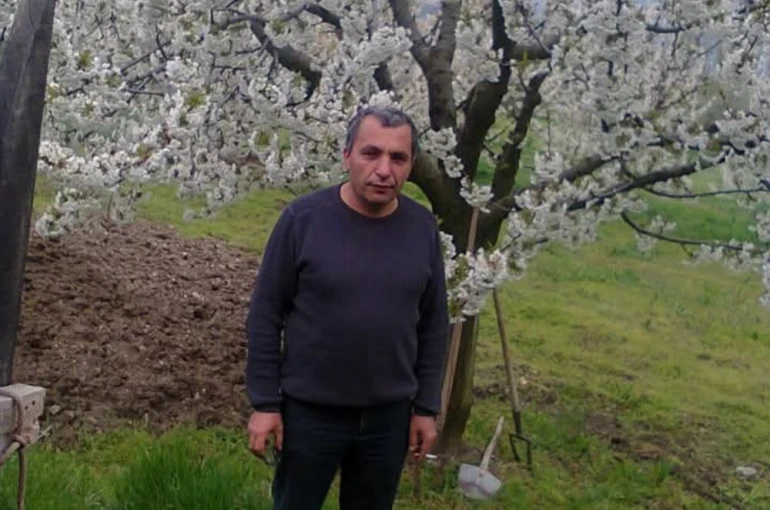 Budadığı ağaçtan düşen adam hayatını kaybetti