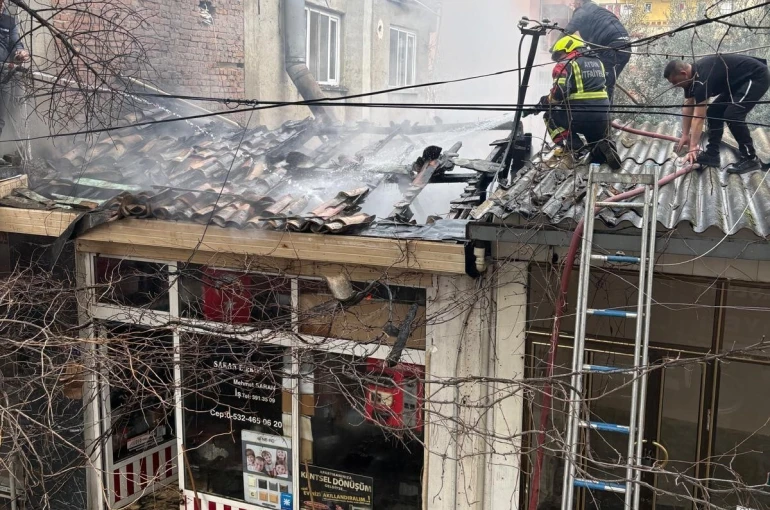 Buharkent’te iş yeri yangını 