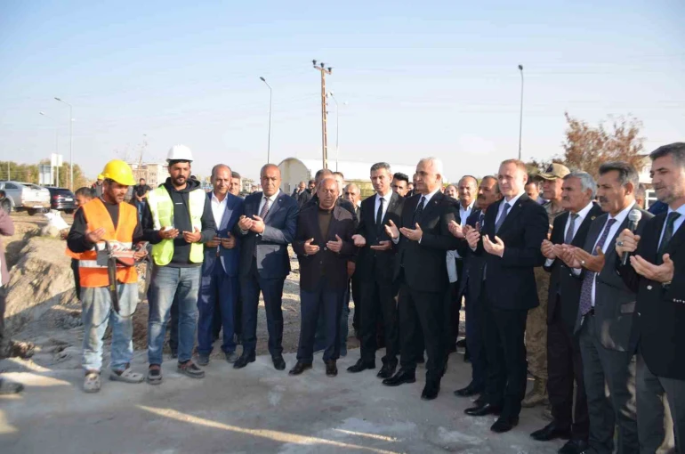 Bulanık’ta 100 yataklı öğretmenevinin temeli atıldı 